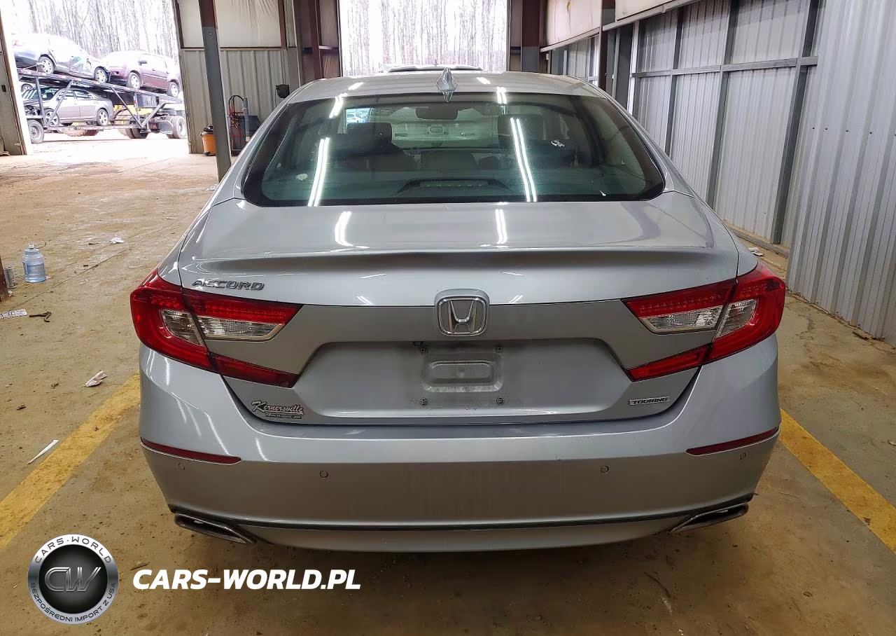 2018 Honda Accord Touring VIN:1HGCV1F99JA019251 - 6