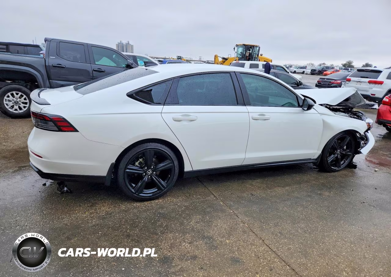 2024 Honda Accord Hybrid Sport-L VIN:1HGCY2F7XRA038818 - 3