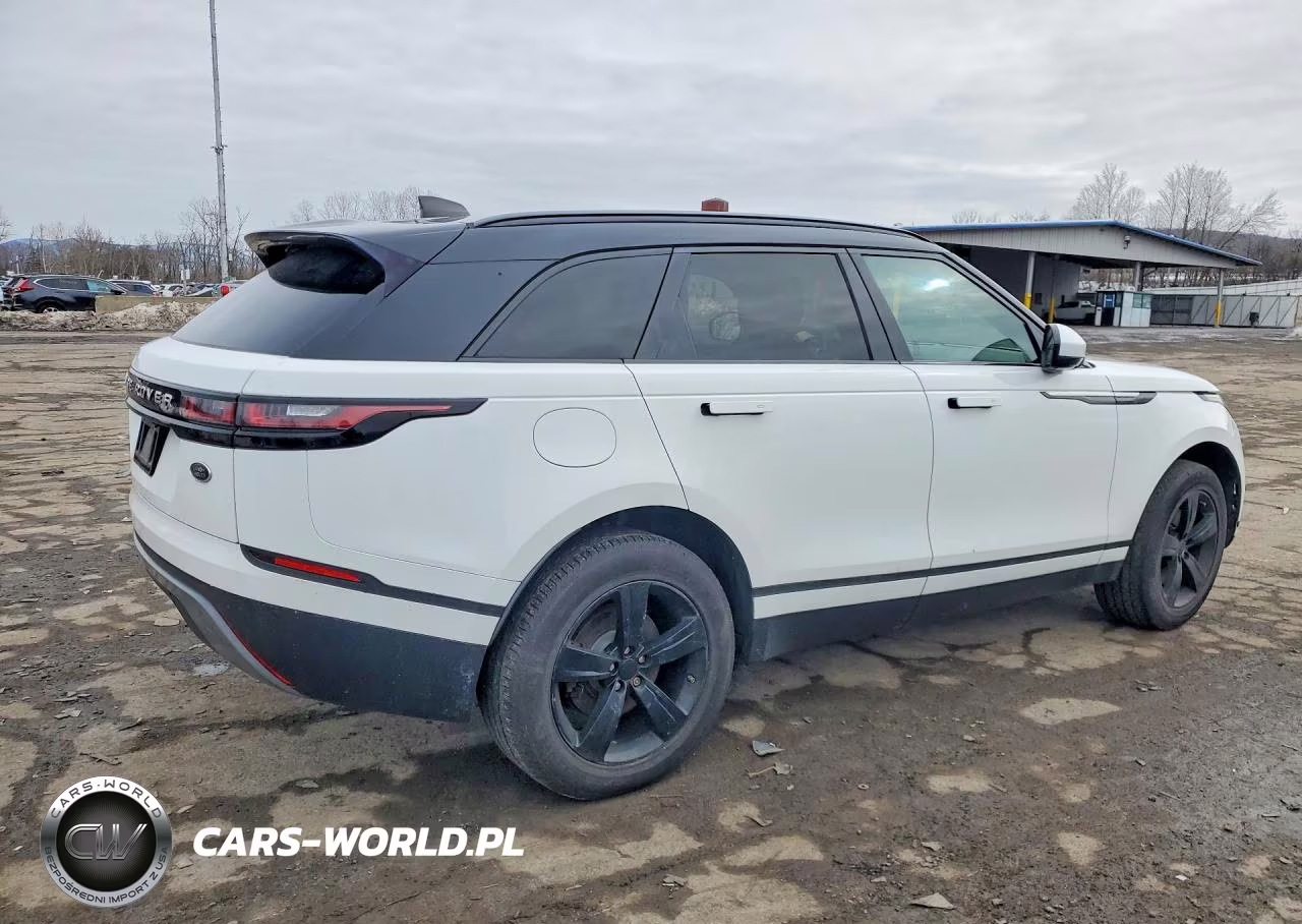 2018 Land Rover Range Rover Velar S VIN:SALYB2RV5JA730028 - 3