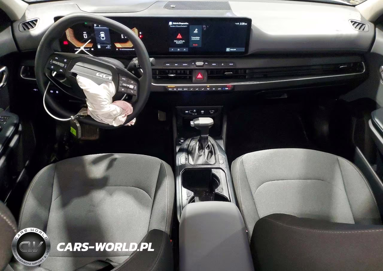 2025 Kia K4 Lx VIN:3KPFT4DE2SE198265 - 8
