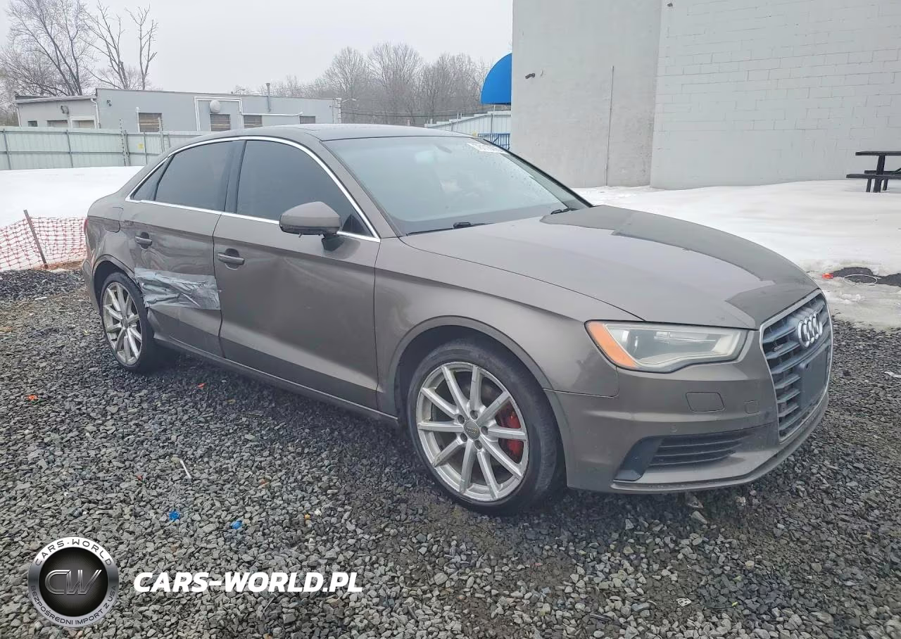 2015 Audi A3 Premium Plus VIN:WAUEFGFF0F1023044 - 4