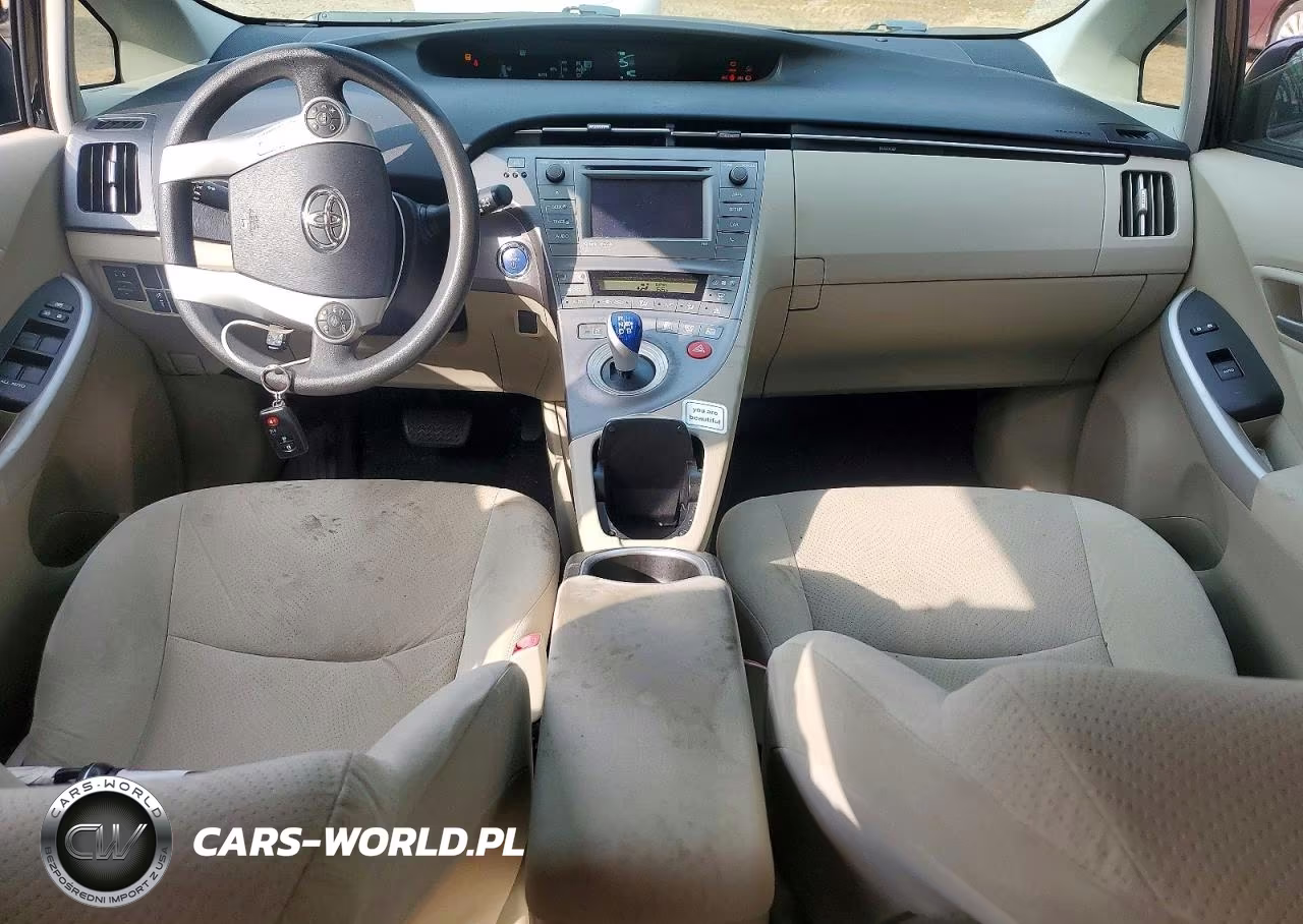 2012 Toyota Prius VIN:JTDKN3DU5C1481581 - 8