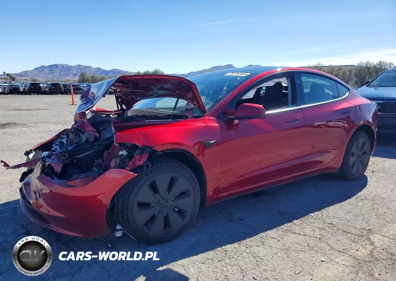 2025 Tesla Model 3