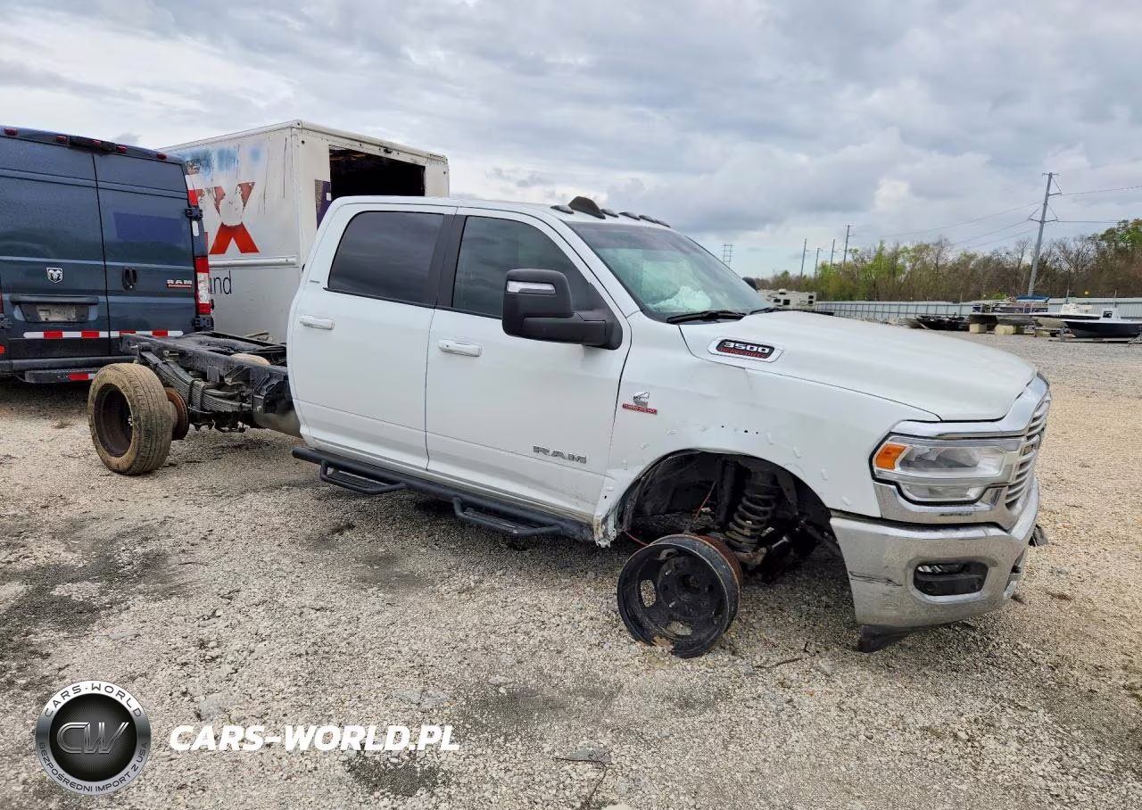2024 Ram 3500 Cab & Chassis L VIN:3C7WRTCL2RG248575 - 4