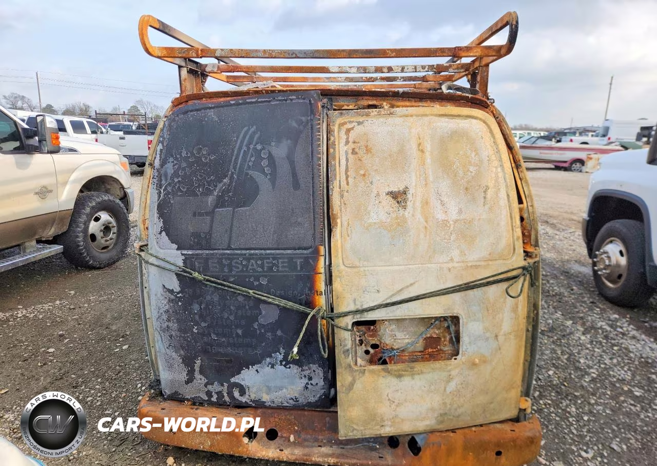 2024 Chevrolet Express G2500 VIN:1GCWGBFP0R1267412 - 6