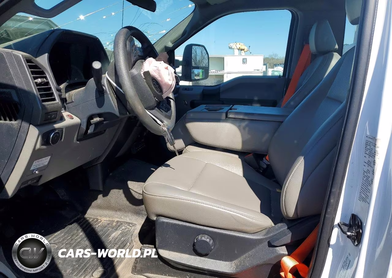 2022 Ford F450 Utility - Service Truck VIN:1FDUF4GNXNEG19381 - 7