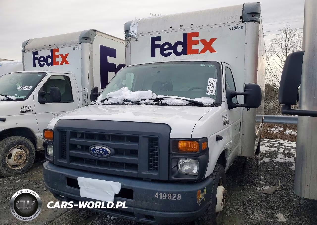 2015 Ford E350 Box Truck – zdjęcie 1 z 13
