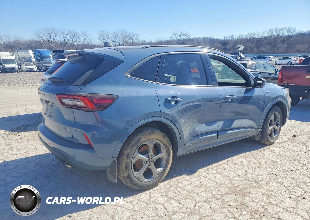 2023 Ford Escape St Line Select VIN:1FMCU9NA2PUA67074 - 3