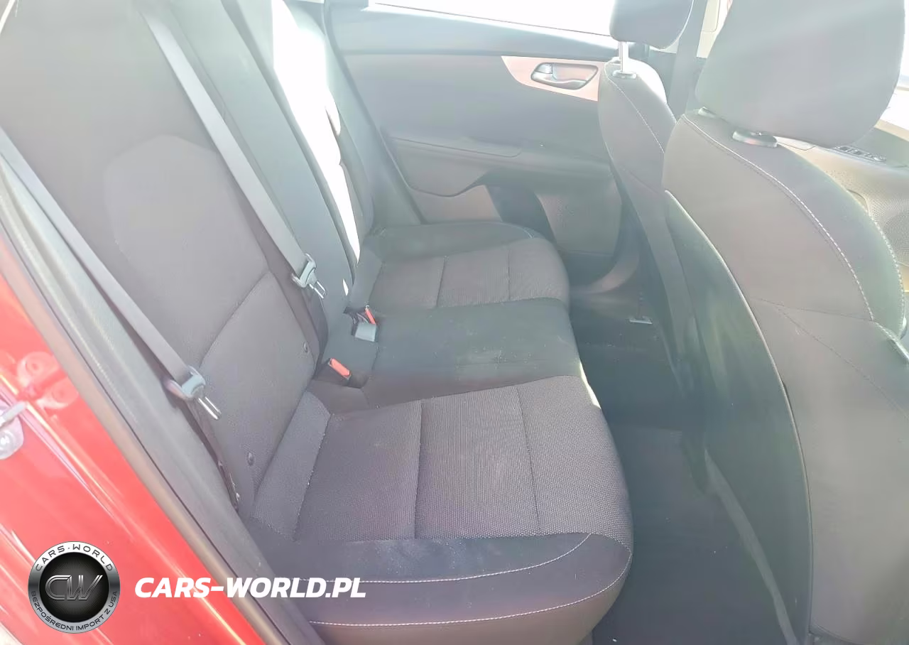 2024 Kia Forte Lxs VIN:3KPF24AD8RE776796 - 10