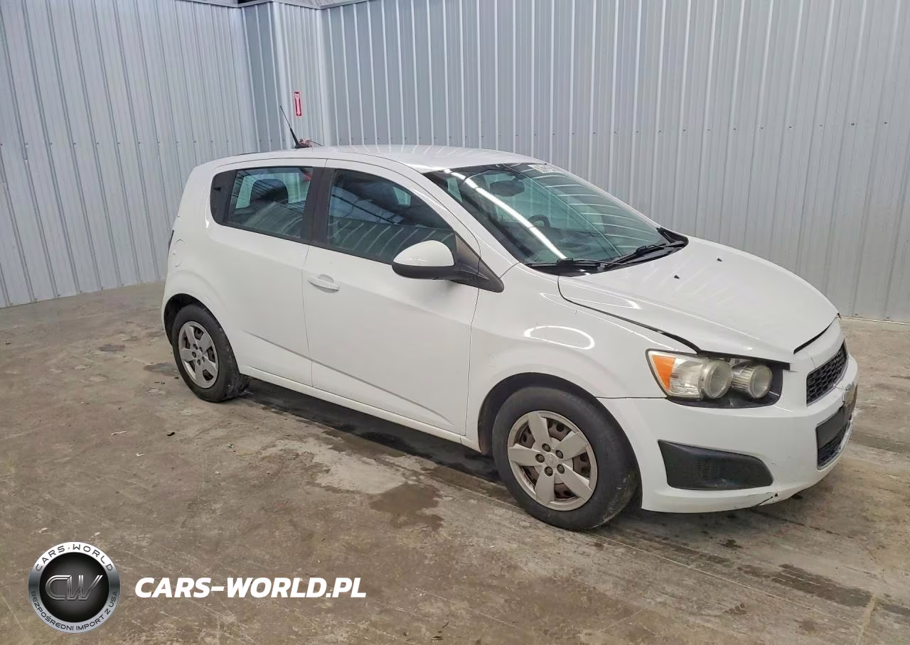 2014 Chevrolet Sonic Ls VIN:1G1JA6SH8E4102999 - 4