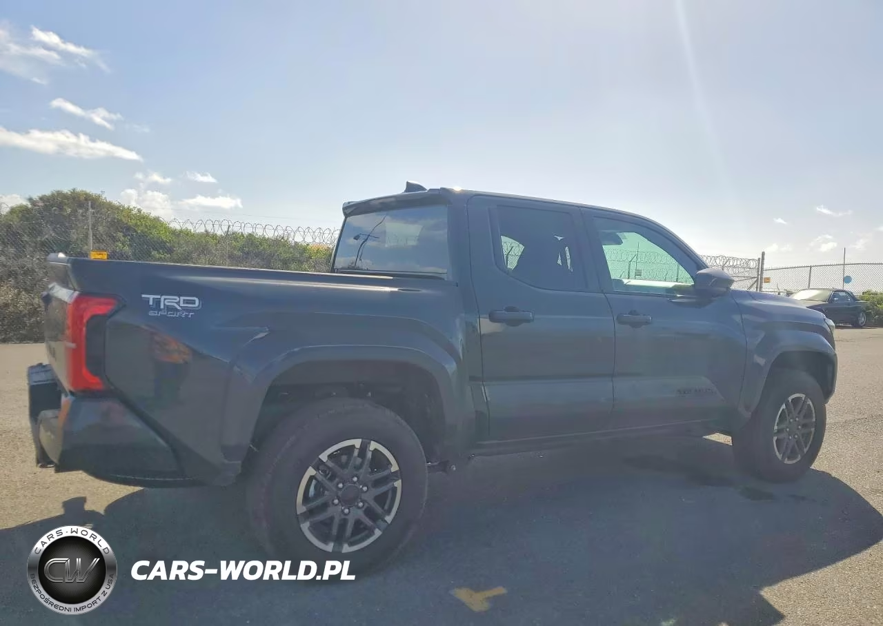 2025 Toyota Tacoma Double Cab VIN:3TYKB5FN4ST016242 - 3