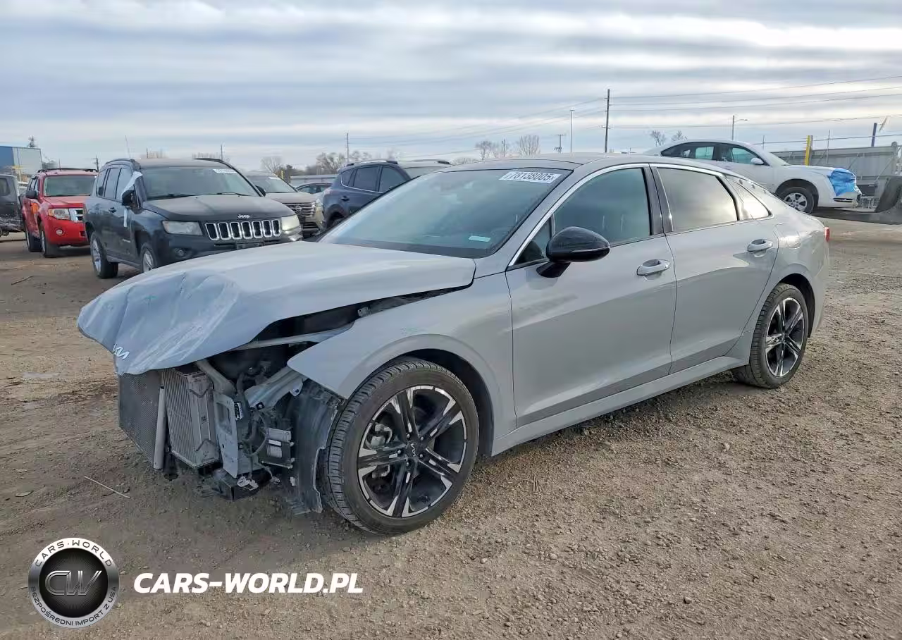 2023 Kia K5