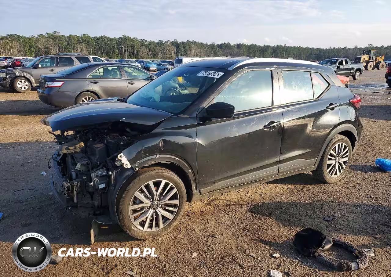 2021 Nissan Kicks Sv