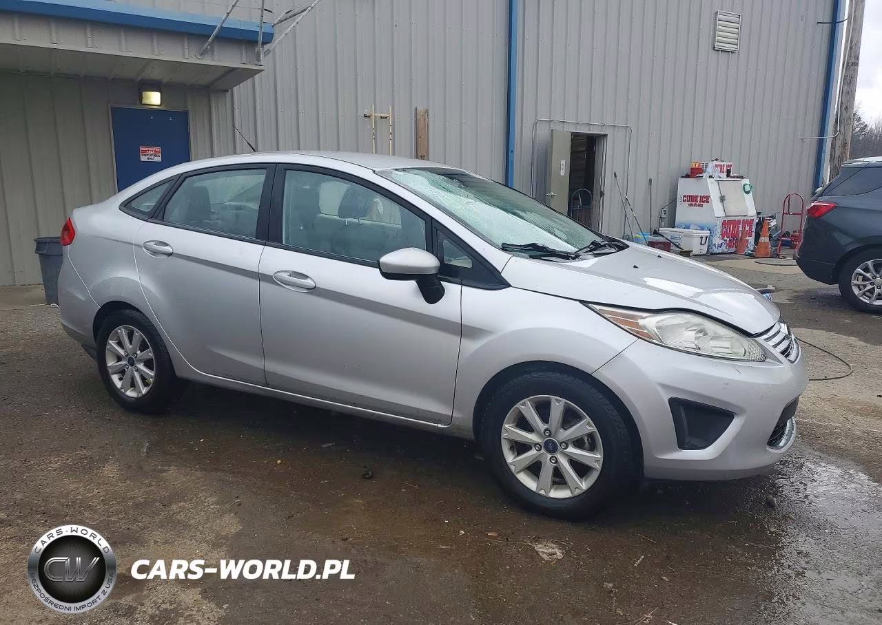 2012 Ford Fiesta Se VIN:3FADP4BJ4CM162196 - 4