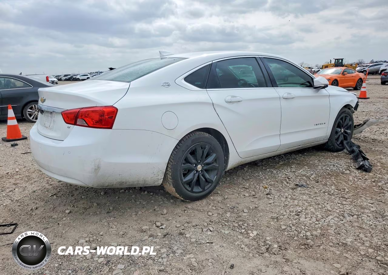 2017 Chevrolet Impala Lt VIN:2G1105S34H9150082 - 3