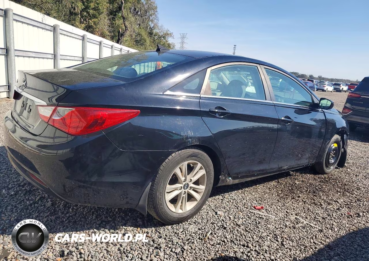 2013 Hyundai Sonata Gls VIN:5NPEB4AC0DH557614 - 3
