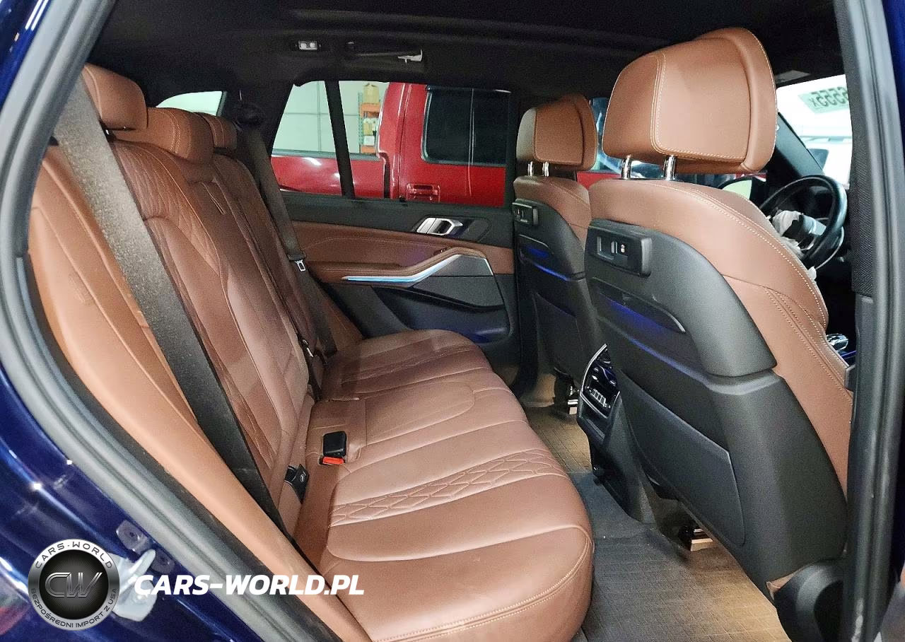 2020 BMW X5 M50I VIN:5UXJU4C01LLE45881 - 11