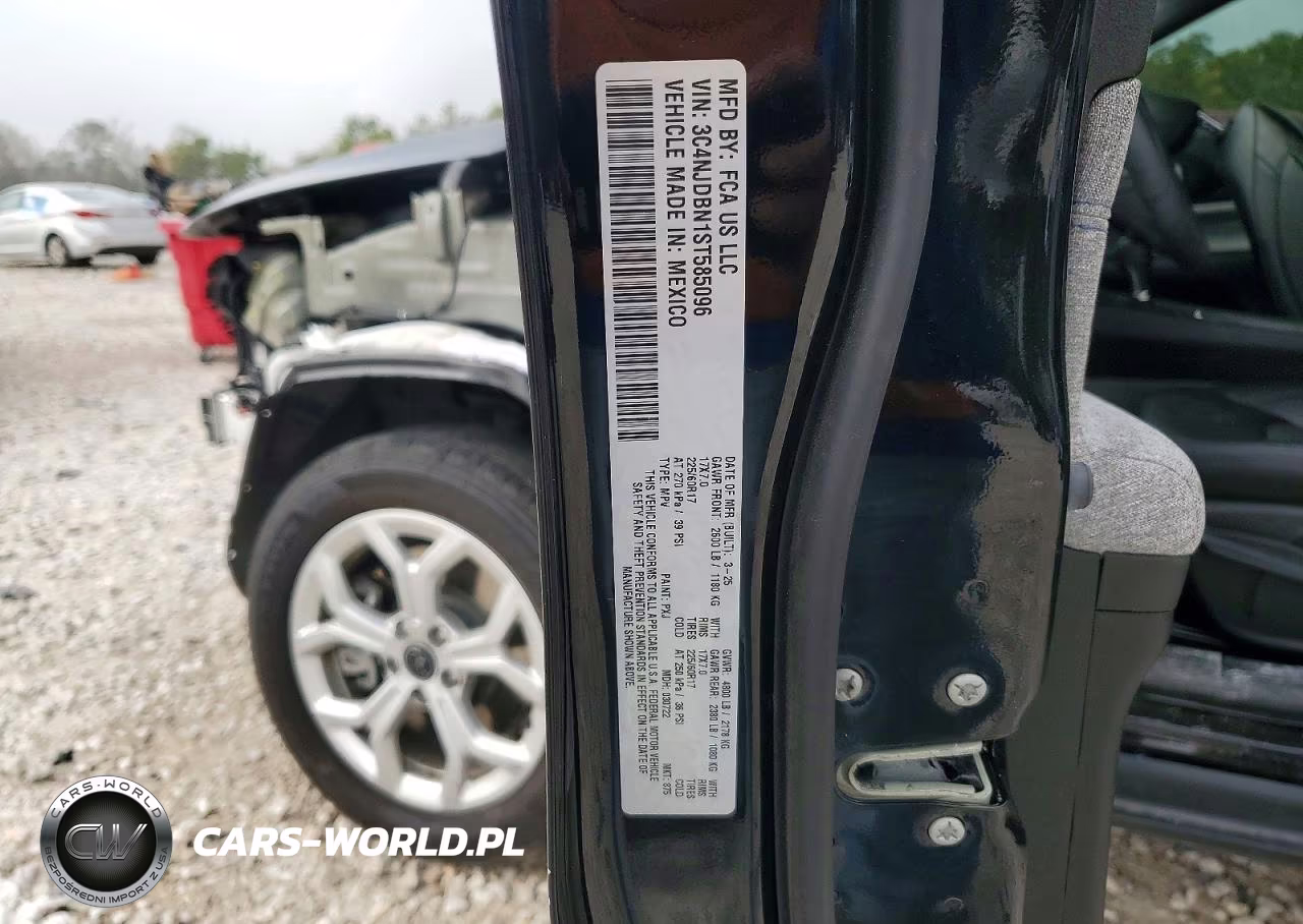 2025 Jeep Compass Latitude VIN:3C4NJDBN1ST585096 - 13