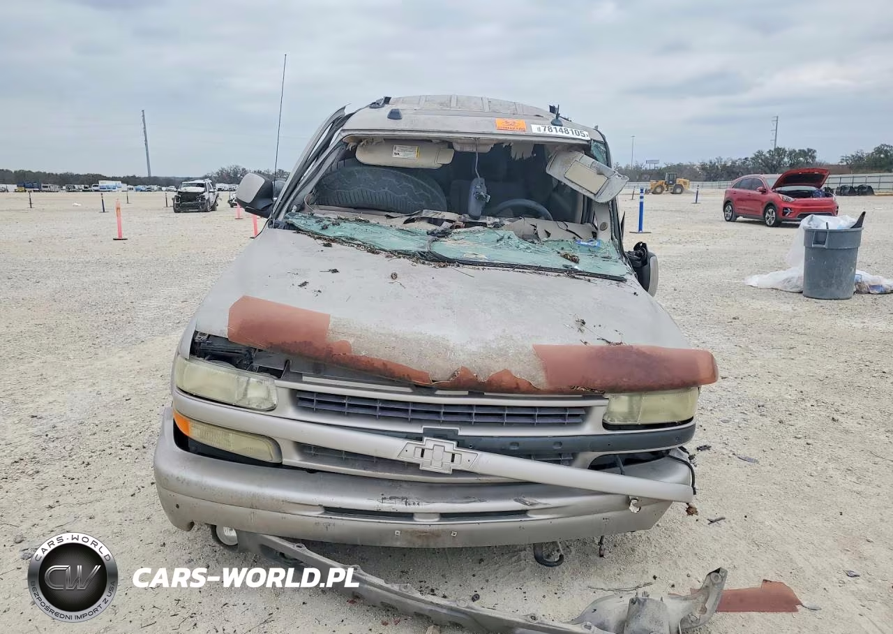 2004 Chevrolet Suburban K1500 VIN:3GNFK16Z84G241944 - 5