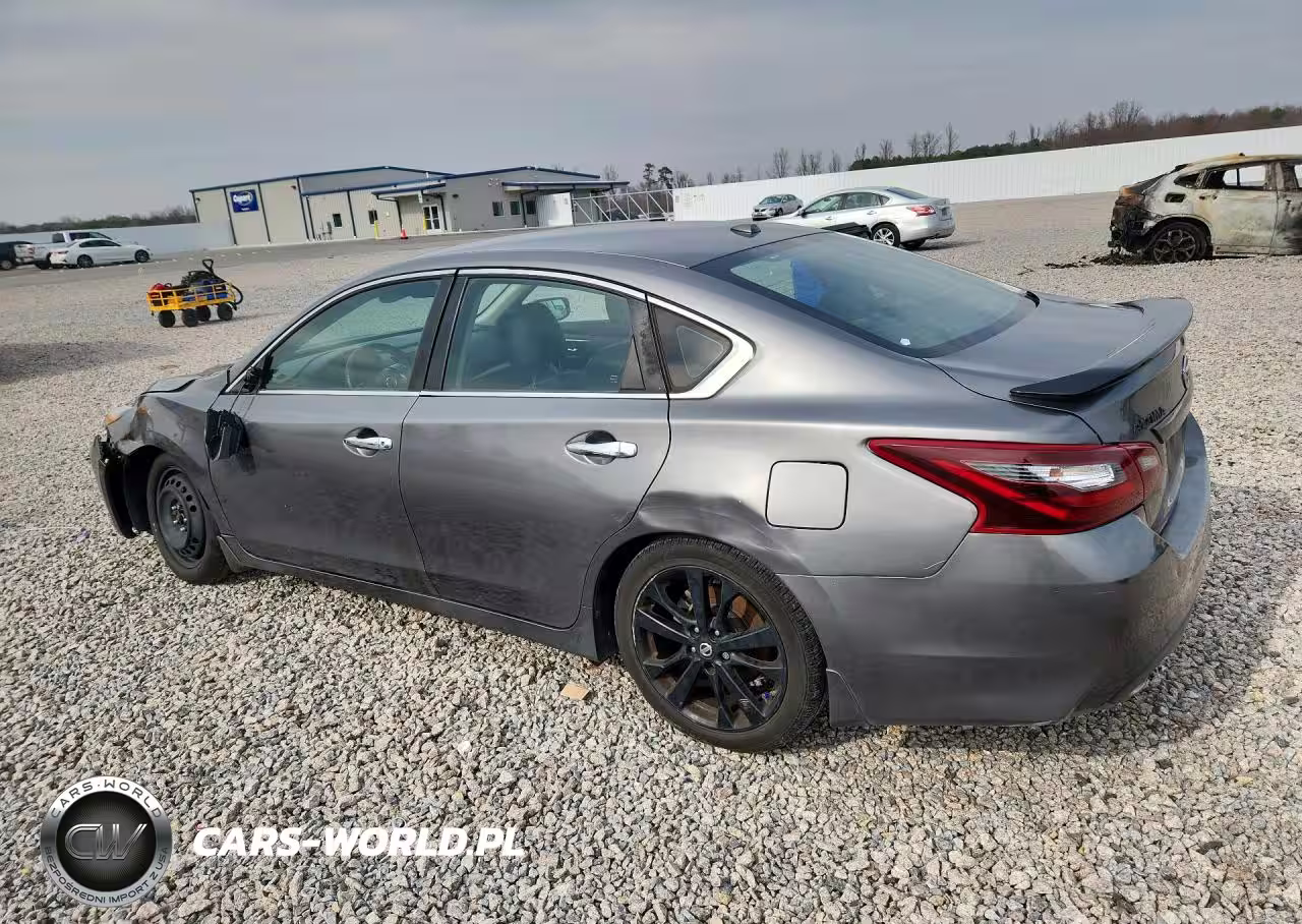 2018 Nissan Altima 2.5 VIN:1N4AL3AP1JC256159 - 2