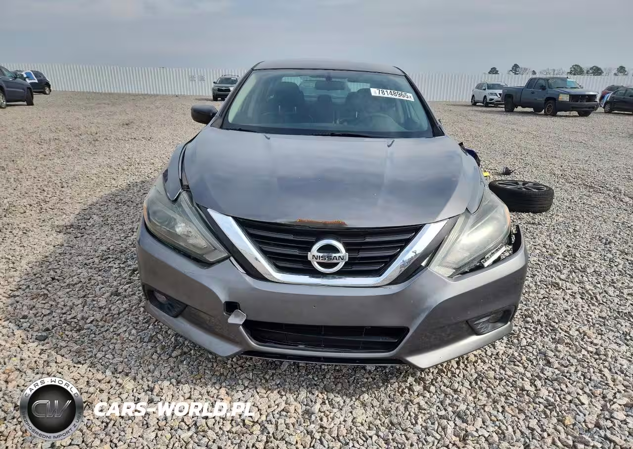 2018 Nissan Altima 2.5 VIN:1N4AL3AP1JC256159 - 5