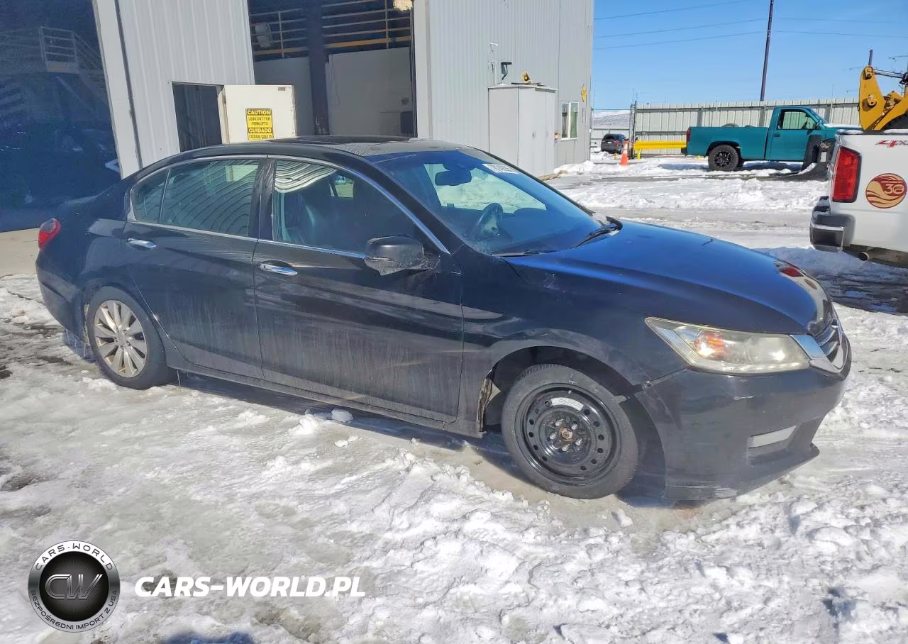 2014 Honda Accord Touring VIN:1HGCR3F91EA035174 - 4