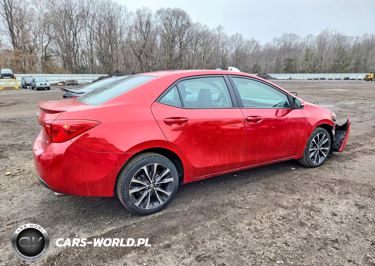 2018 Toyota Corolla Se VIN:5YFBURHE0JP794457 - 3