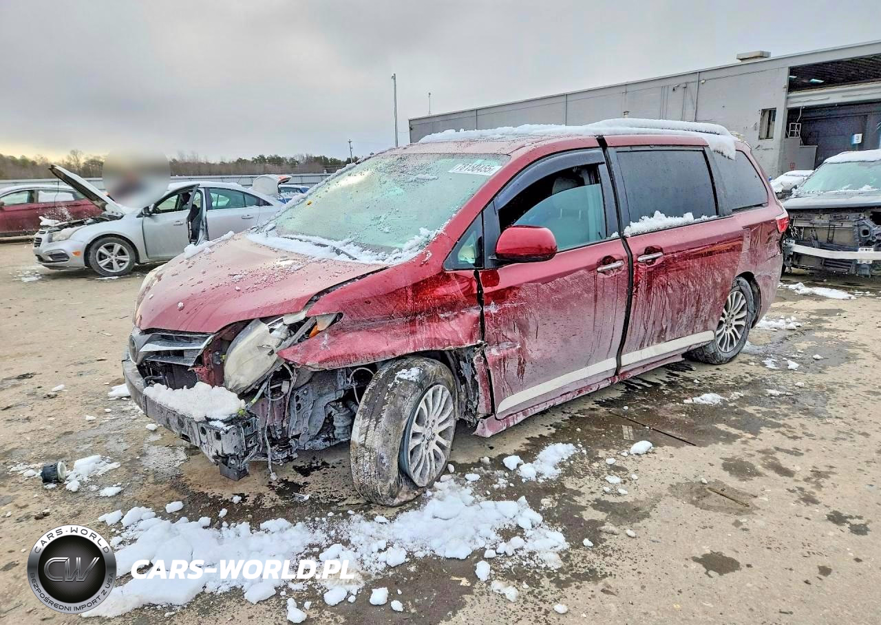 2018 Toyota Sienna Xle 8-Passenger