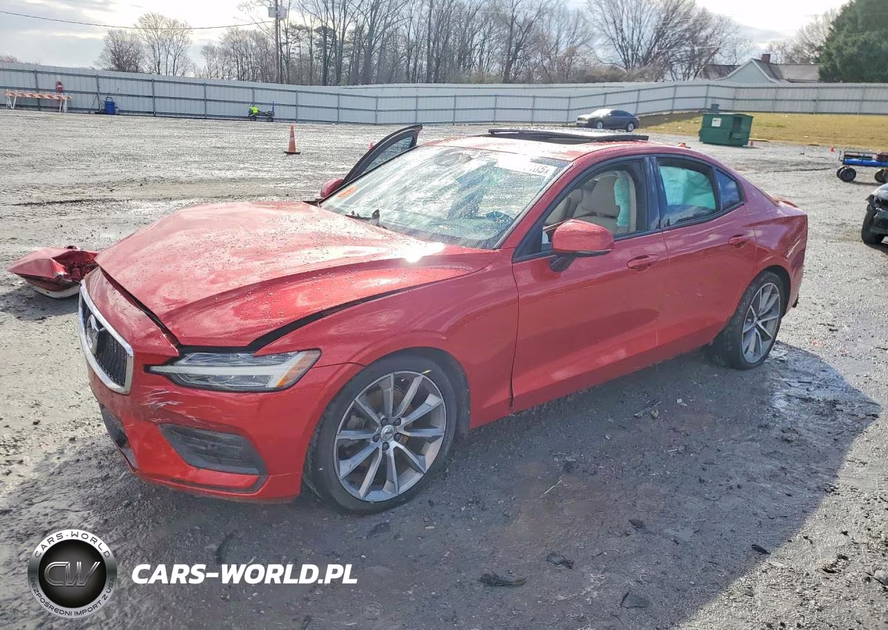 2019 Volvo S60 T5 Momentum