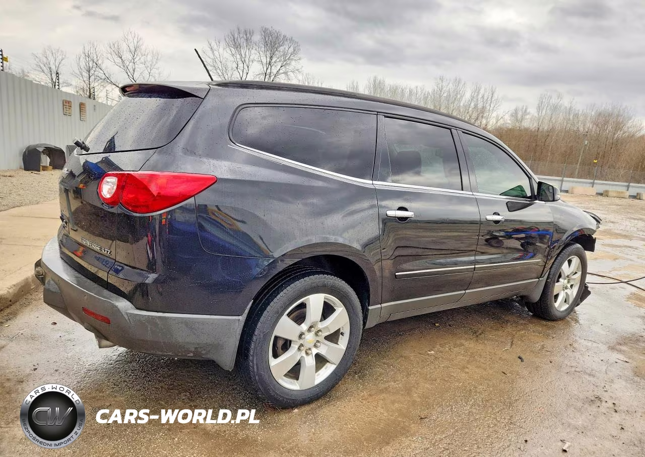 2010 Chevrolet Traverse Ltz VIN:1GNLVHED0AS130592 - 3
