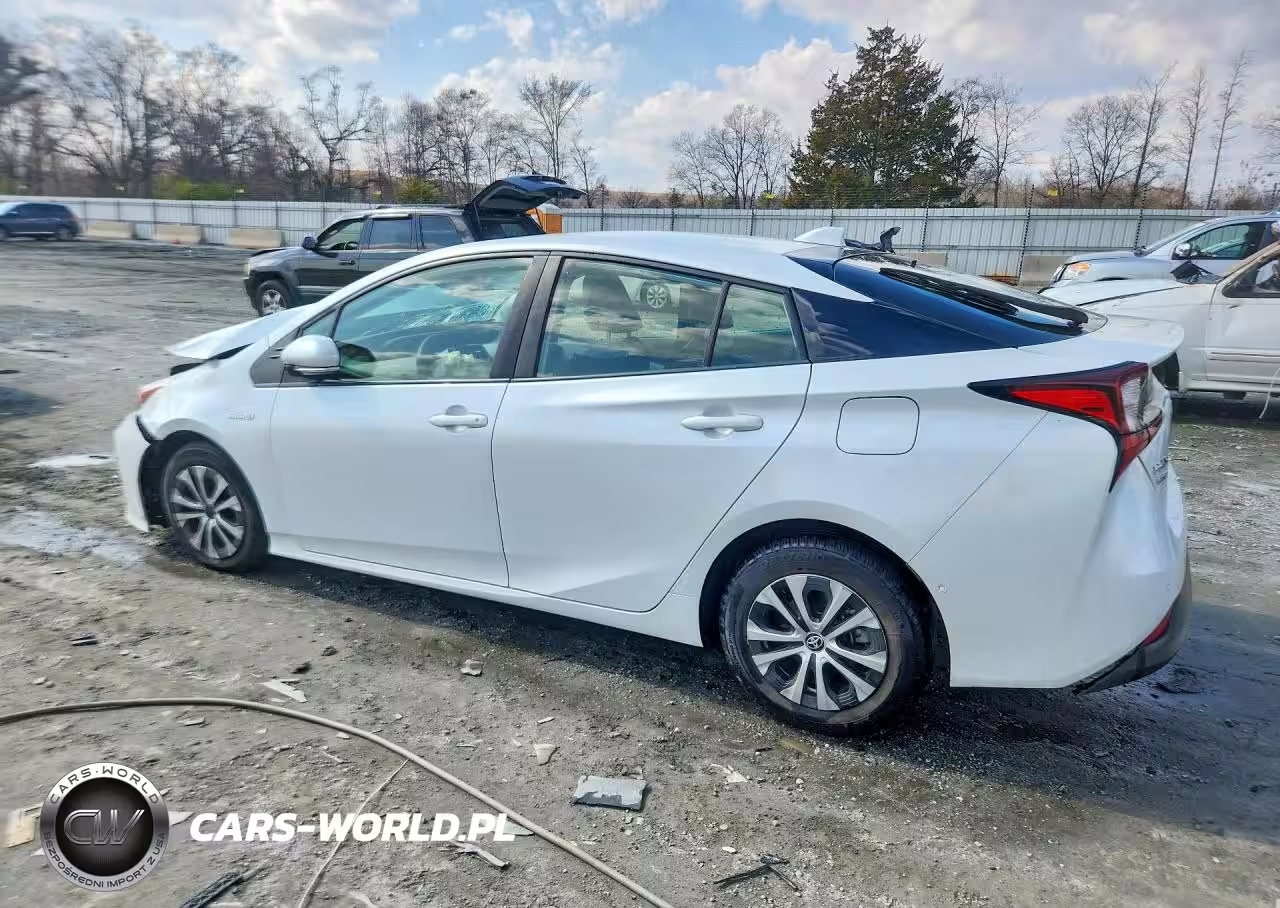 2022 Toyota Prius Le Awd-E VIN:JTDL9MFU9N3035176 - 2