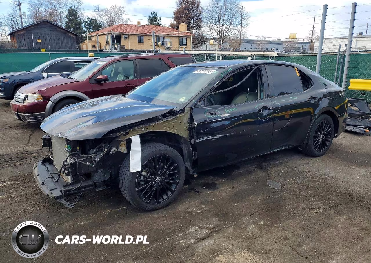 2020 Toyota Camry Se