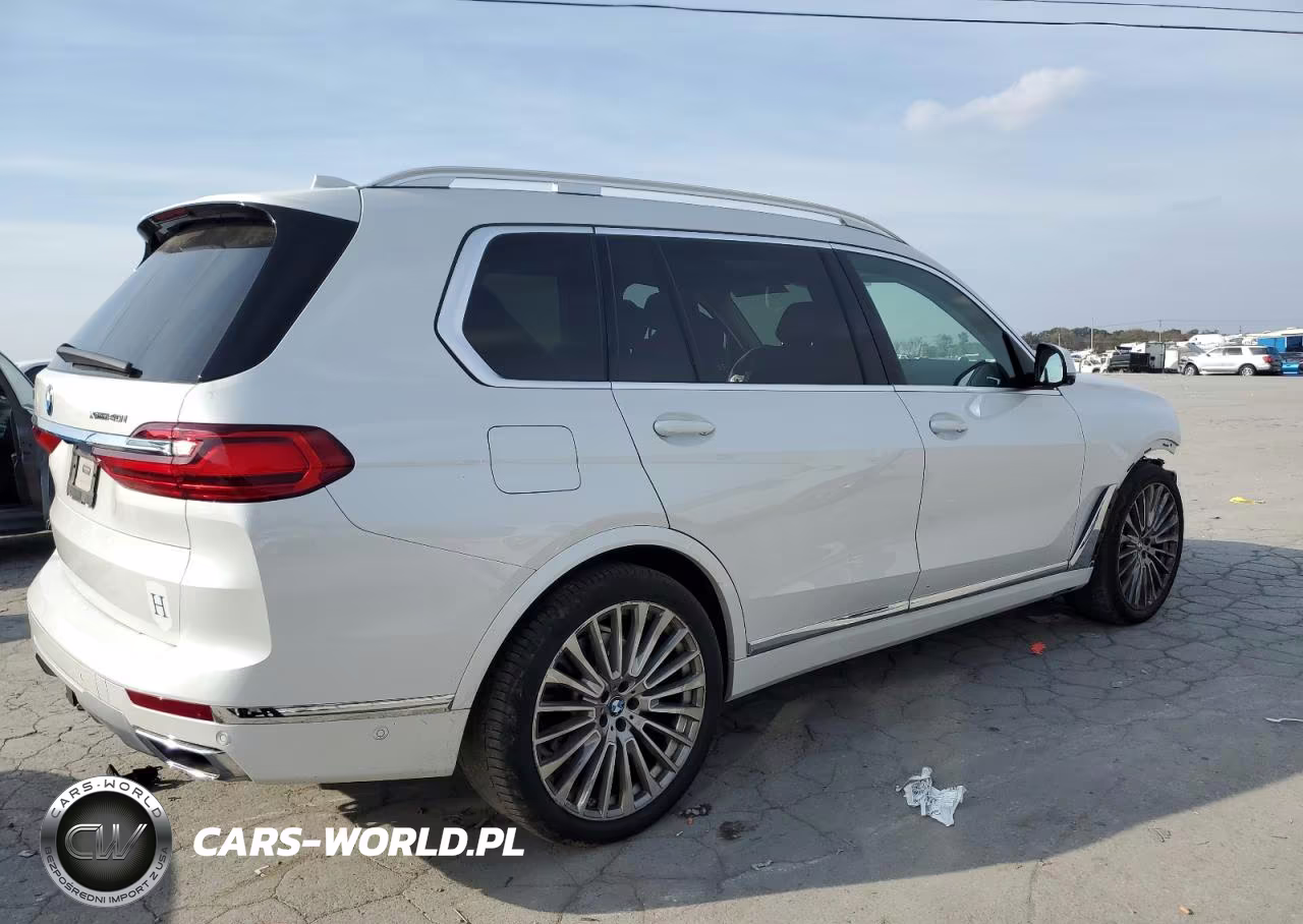 2022 BMW X7 xDrive40I VIN:5UXCW2C02N9K79522 - 3