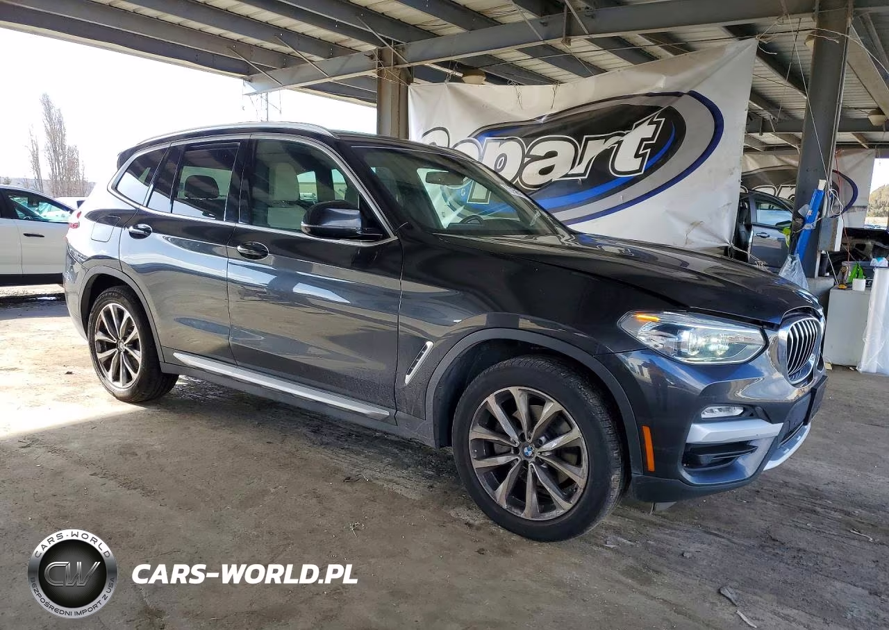 2019 BMW X3 xDrive30I VIN:5UXTR9C59KLE19692 - 4