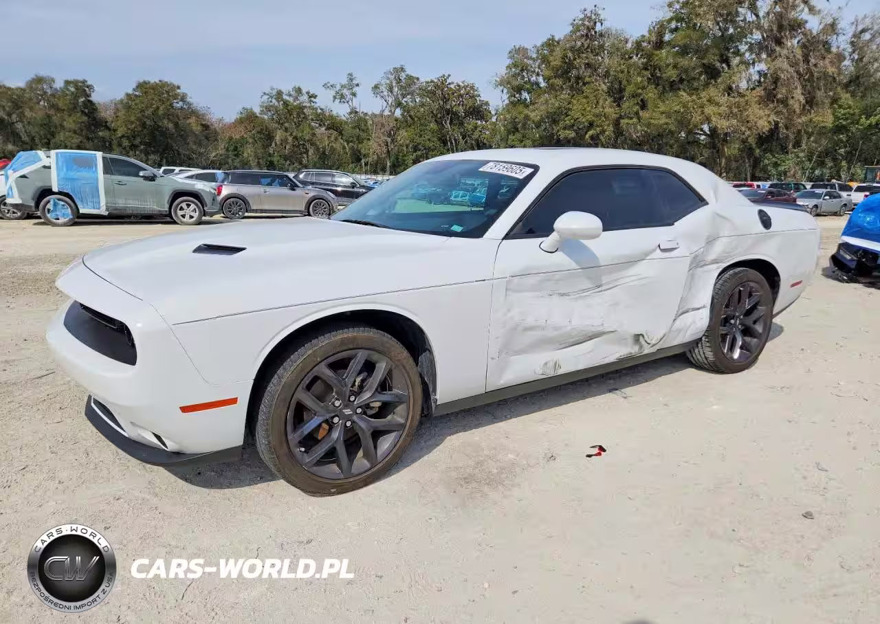 2023 Dodge Challenger Sxt