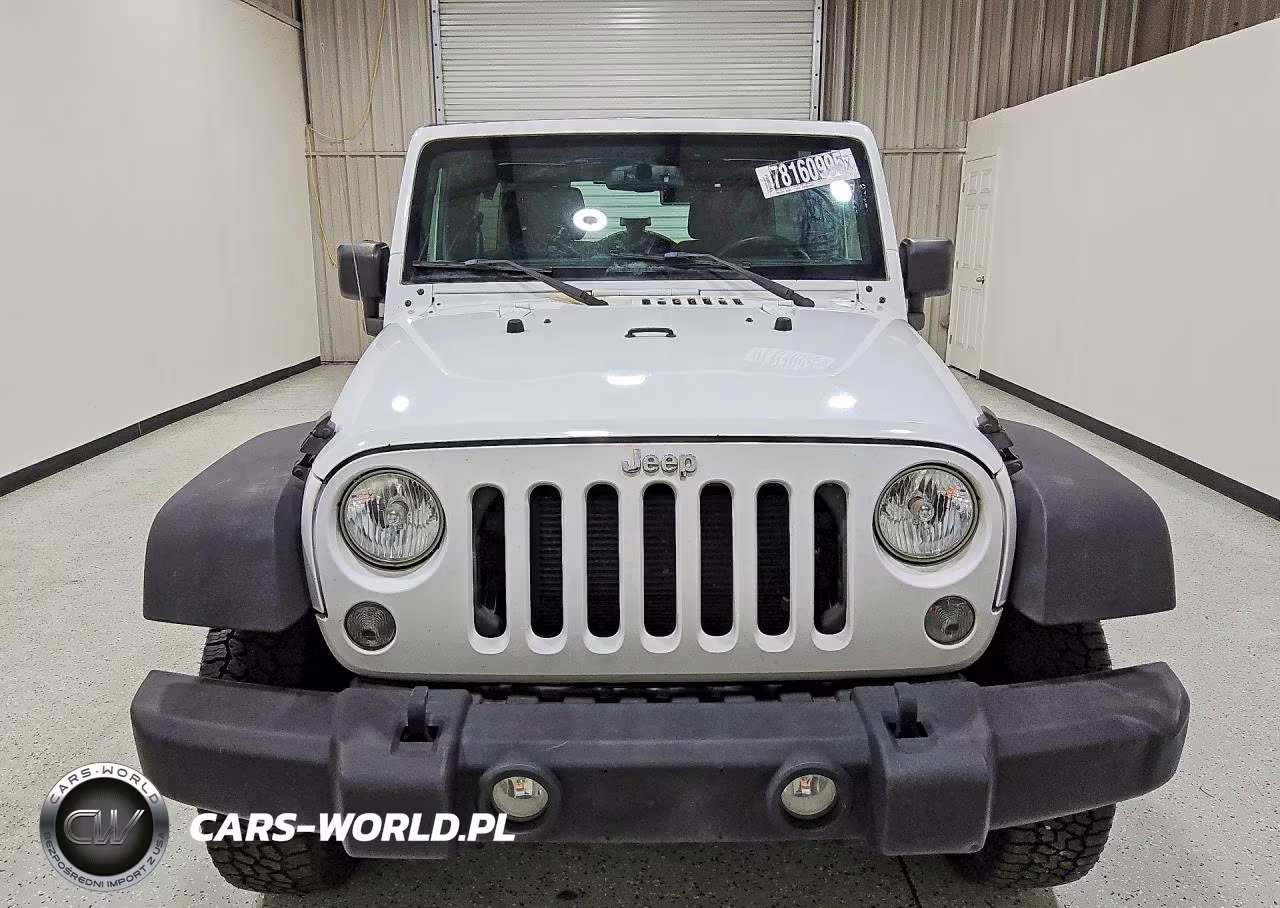 2015 Jeep Wrangler Unlimited Sport VIN:1C4BJWDG8FL614396 - 5