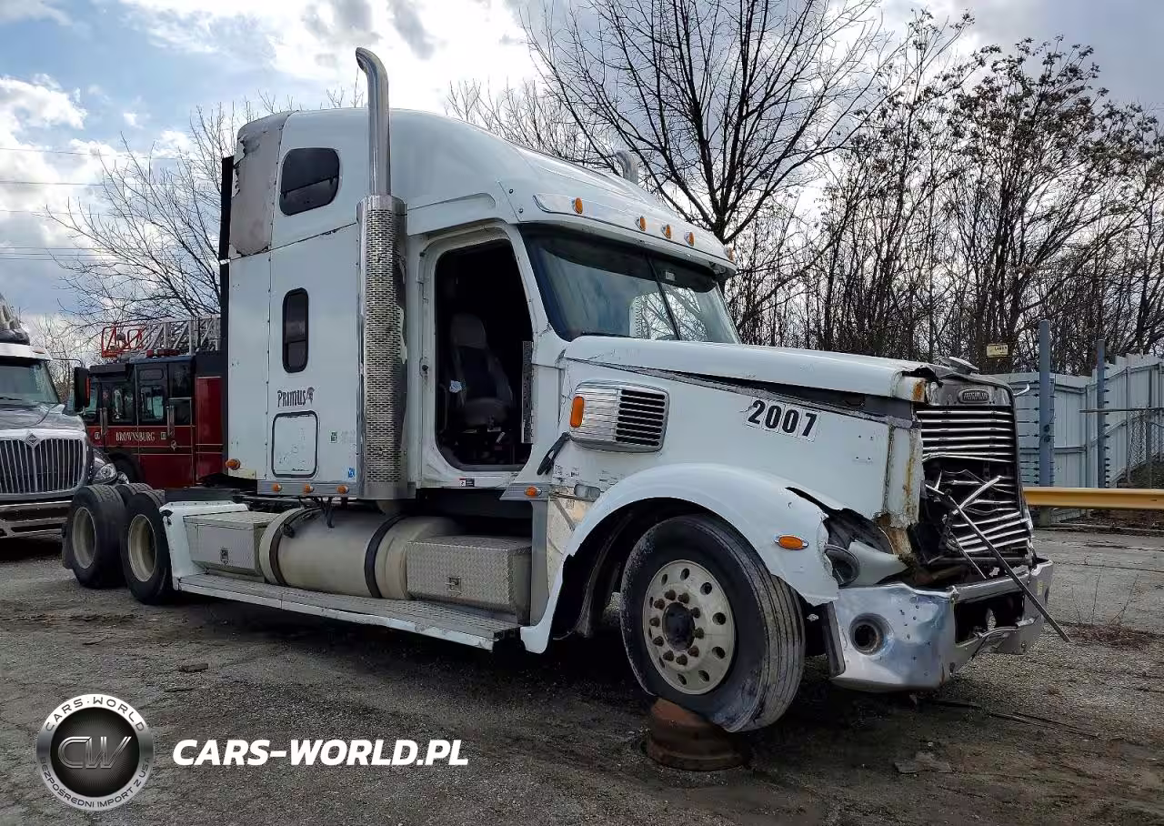 2014 Freightliner Coronado Semi Truck