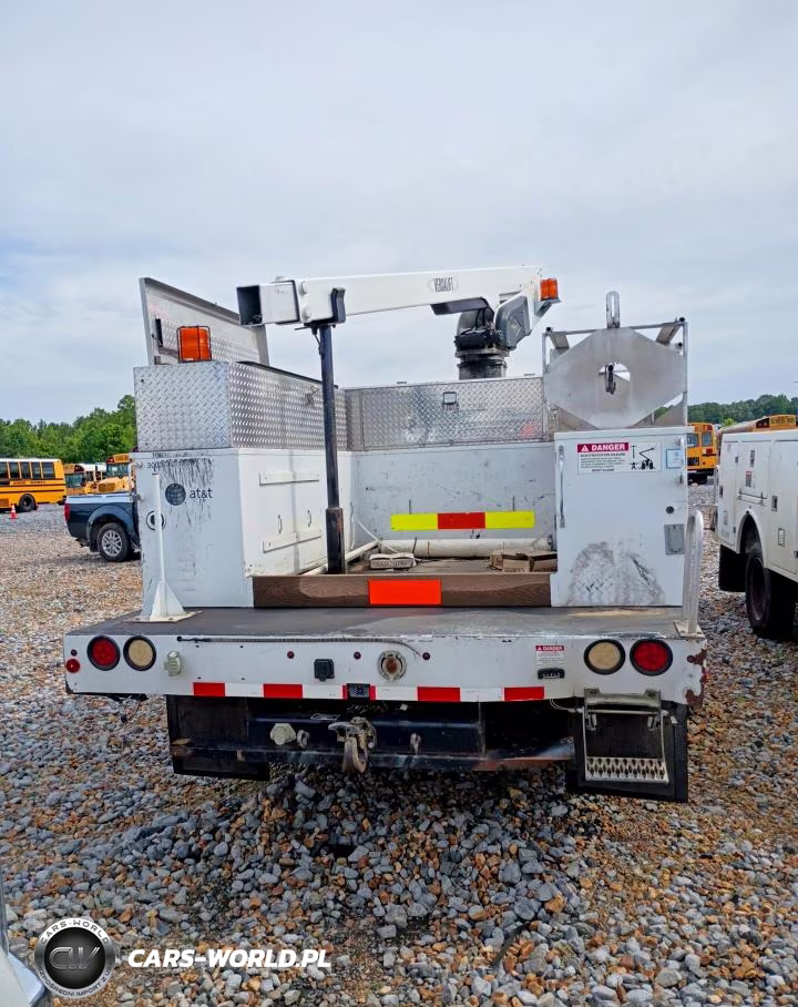 2013 Ford F450 Super Duty Bucket Truck VIN:1FDUF4GY9DEA69826 - 6