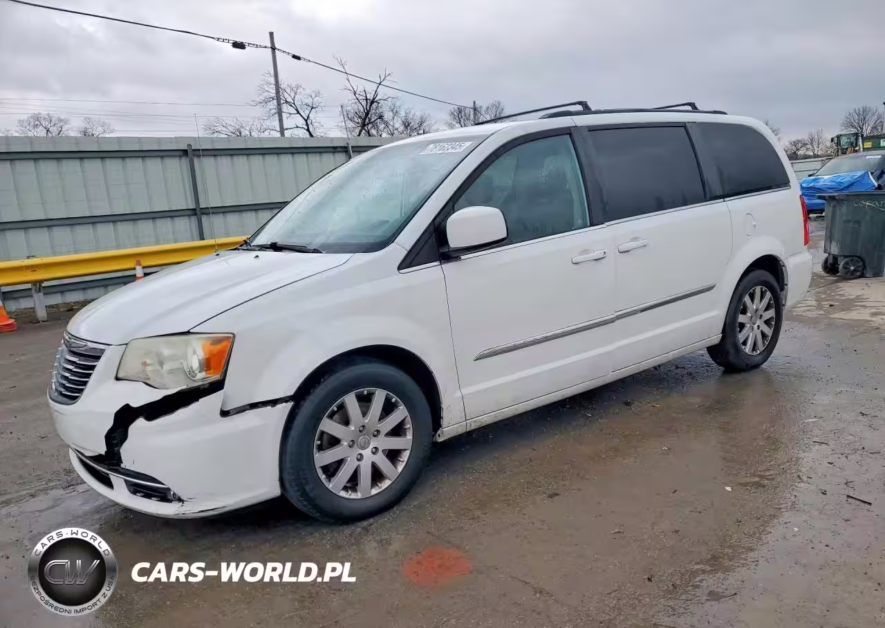 2014 Chrysler Town & Country Touring