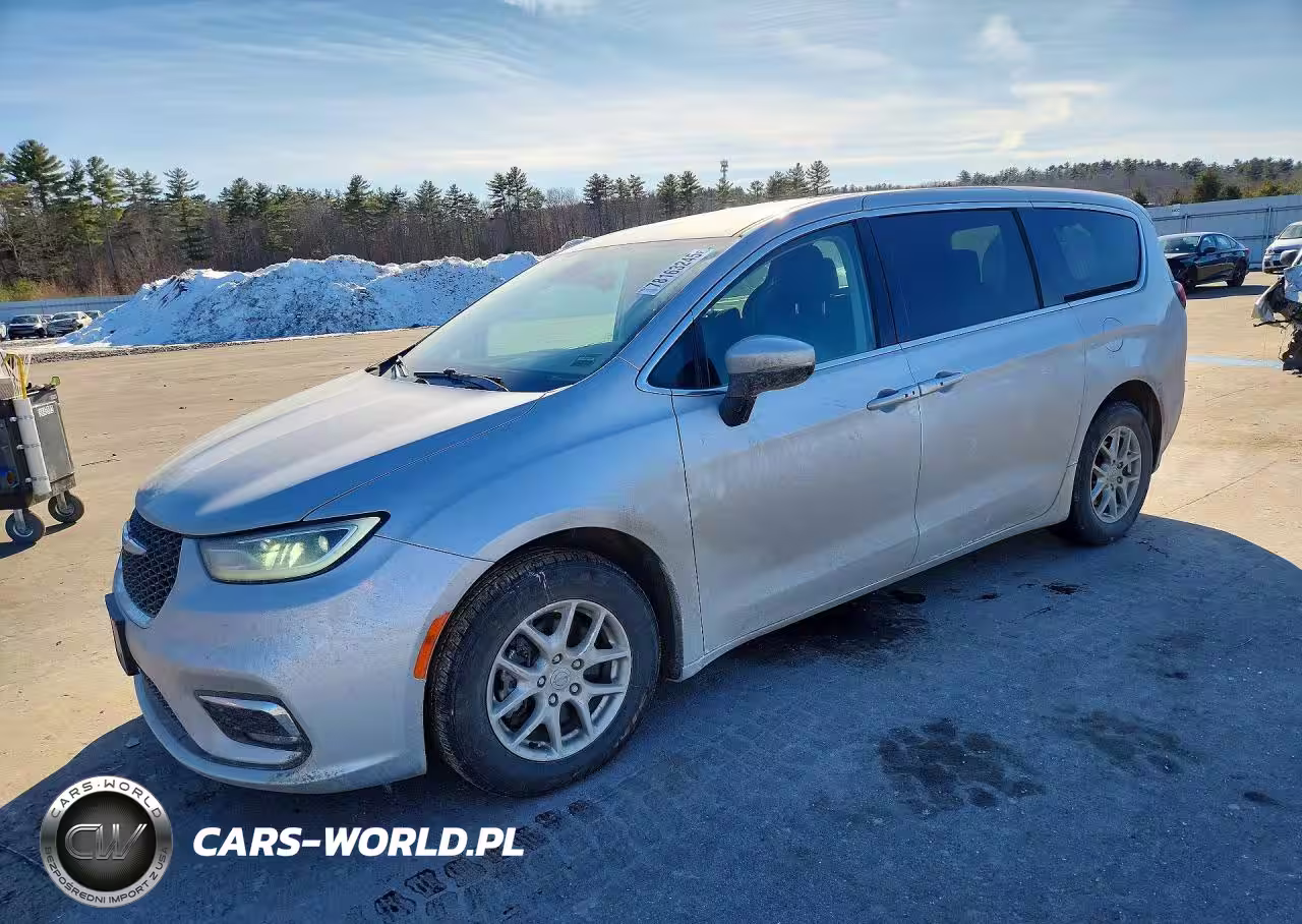 2023 Chrysler Pacifica Touring L