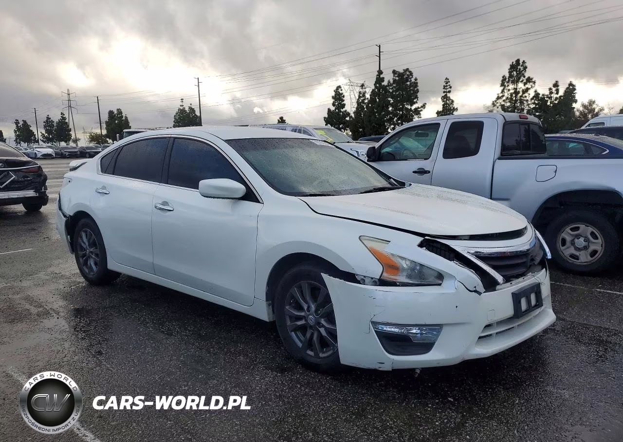 2015 Nissan Altima VIN:1N4AL3AP8FC437282 - 4