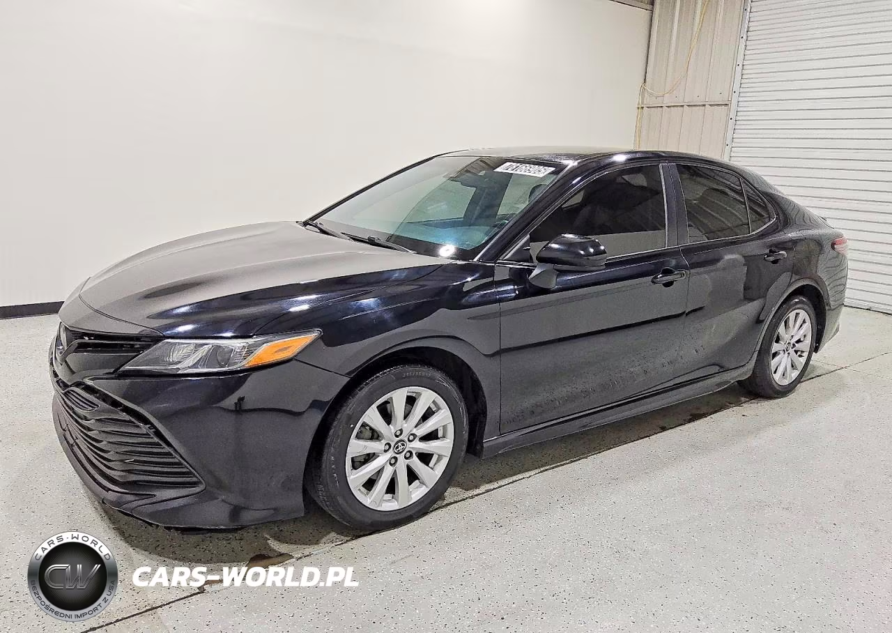 2018 Toyota Camry Se – zdjęcie 1 z 13