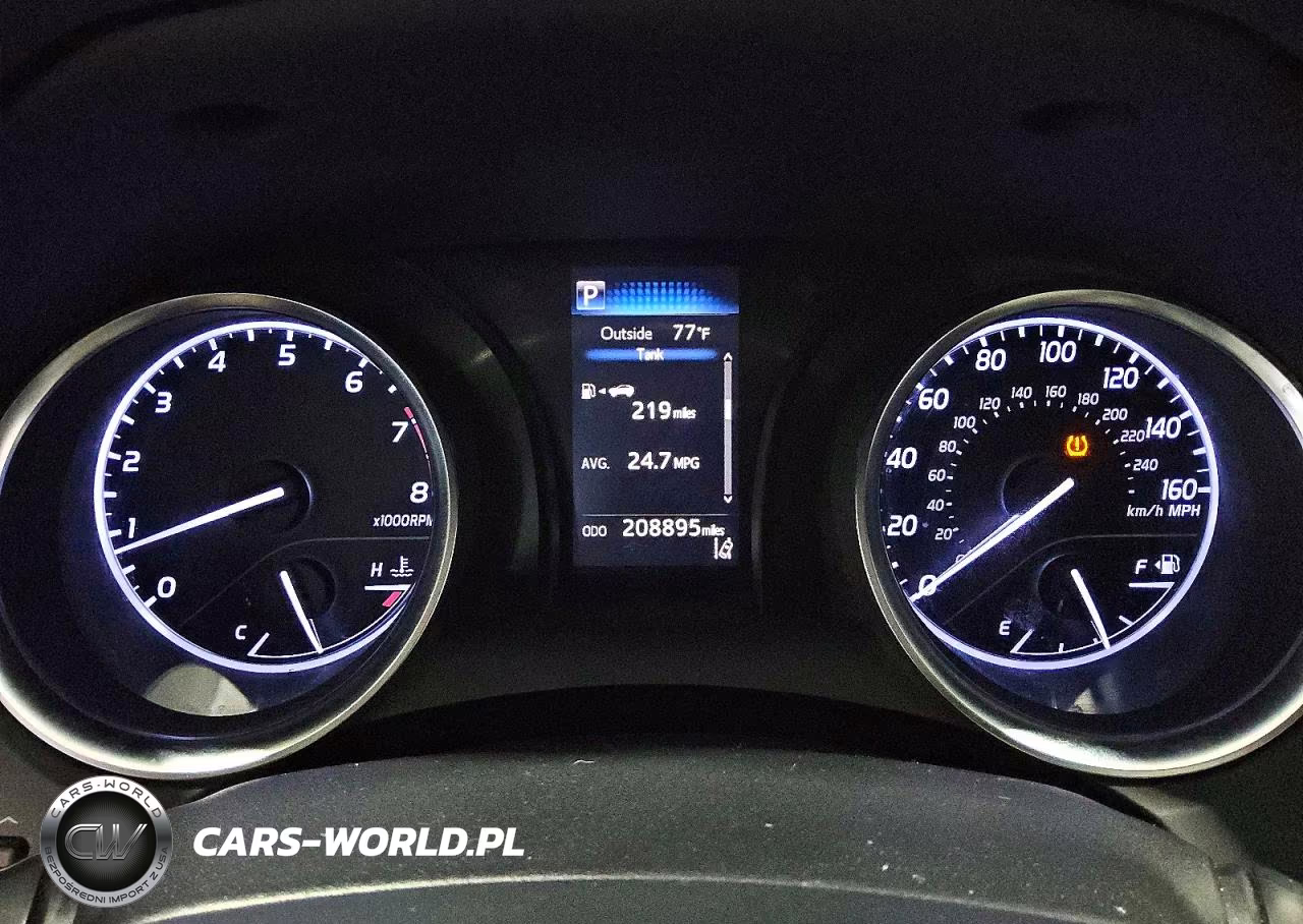 2018 Toyota Camry Se VIN:JTNB11HK5J3051409 - 9