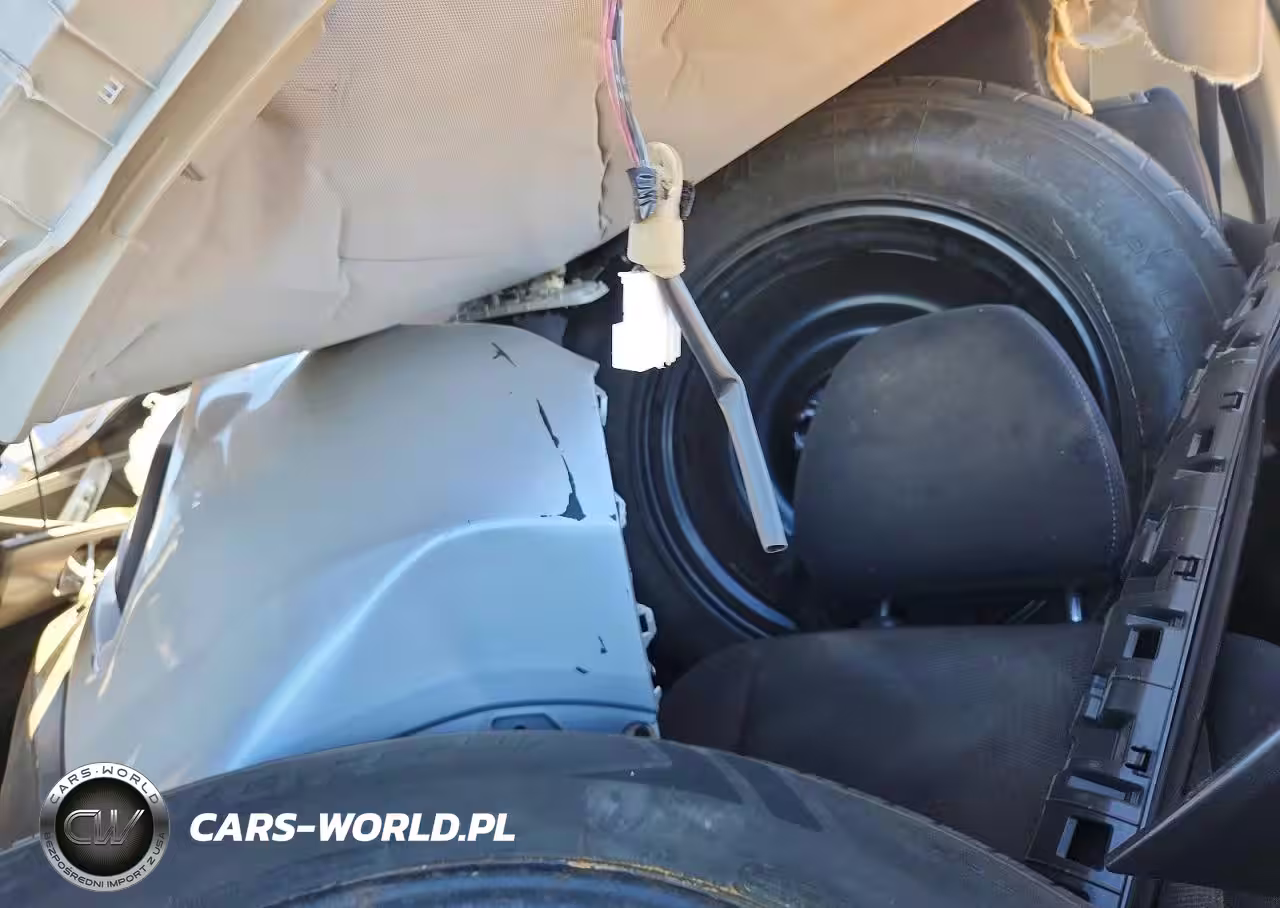 2016 Nissan Rogue S VIN:JN8AT2MV4GW140643 - 10