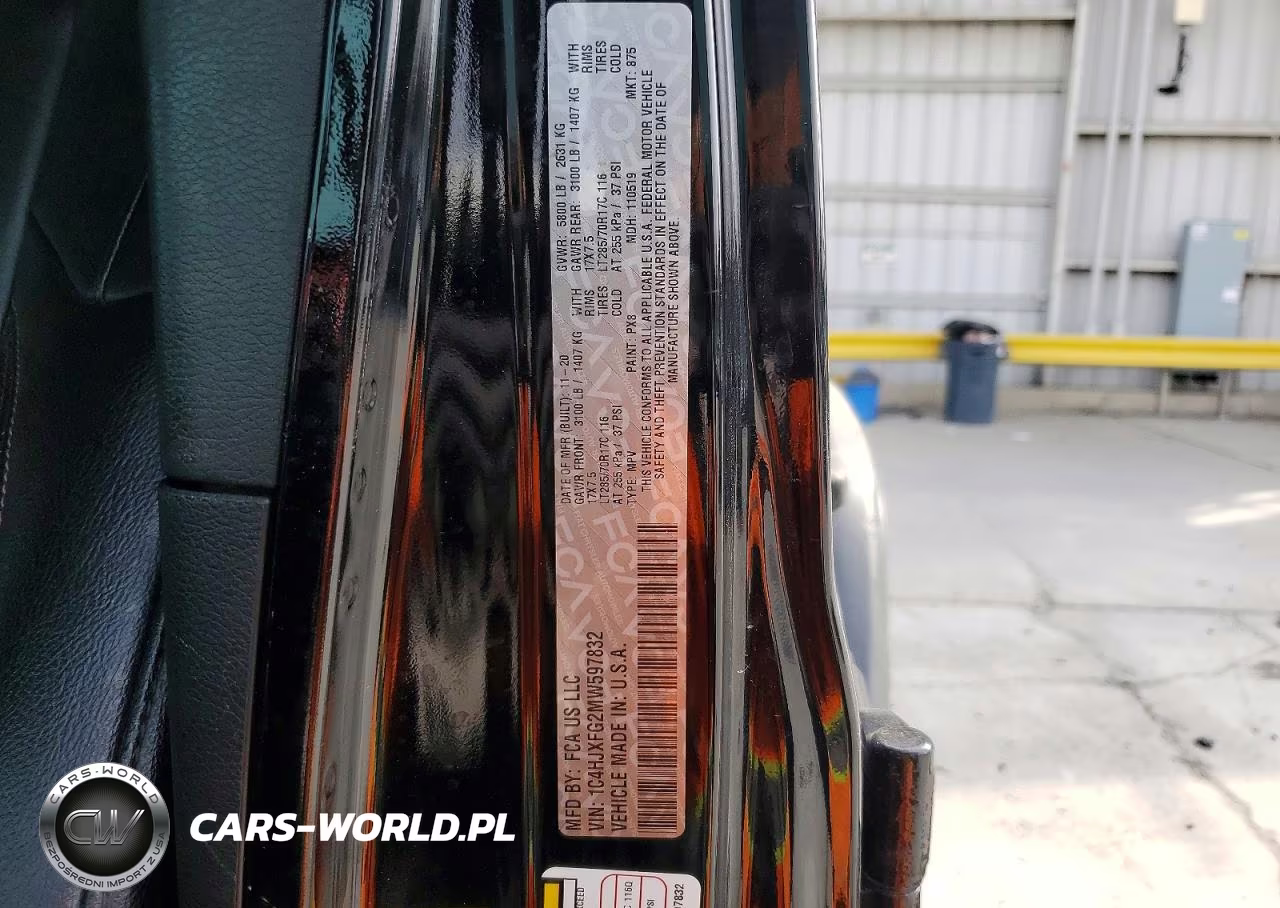 2021 Jeep Wrangler Unlimited Rubicon VIN:1C4HJXFG2MW597832 - 13