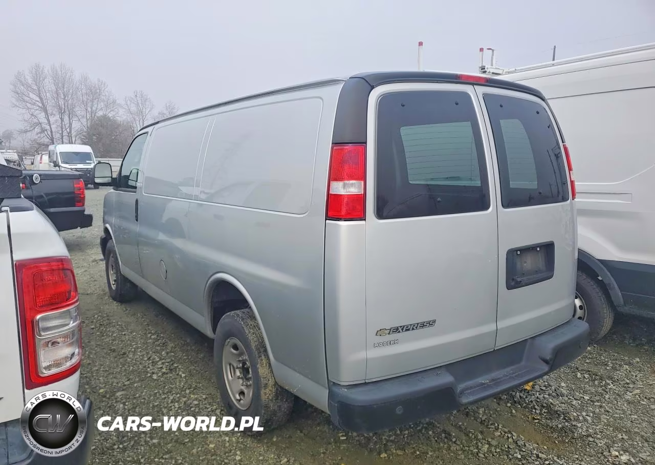 2023 Chev Express G2500 VIN:1GCWGAFP5P1233361 - 2