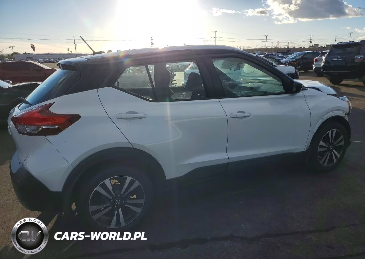 2020 Nissan Kicks Sv VIN:3N1CP5CV2LL489119 - 3