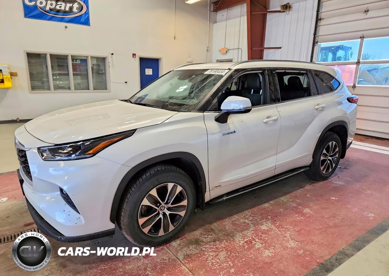 2021 Toyota Highlander Hybrid Xle