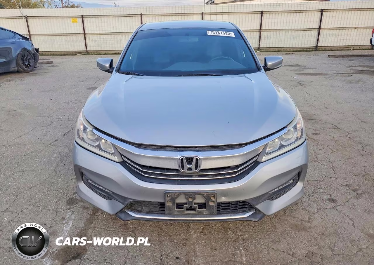 2017 Honda Accord Sport VIN:1HGCR2F58HA122159 - 5