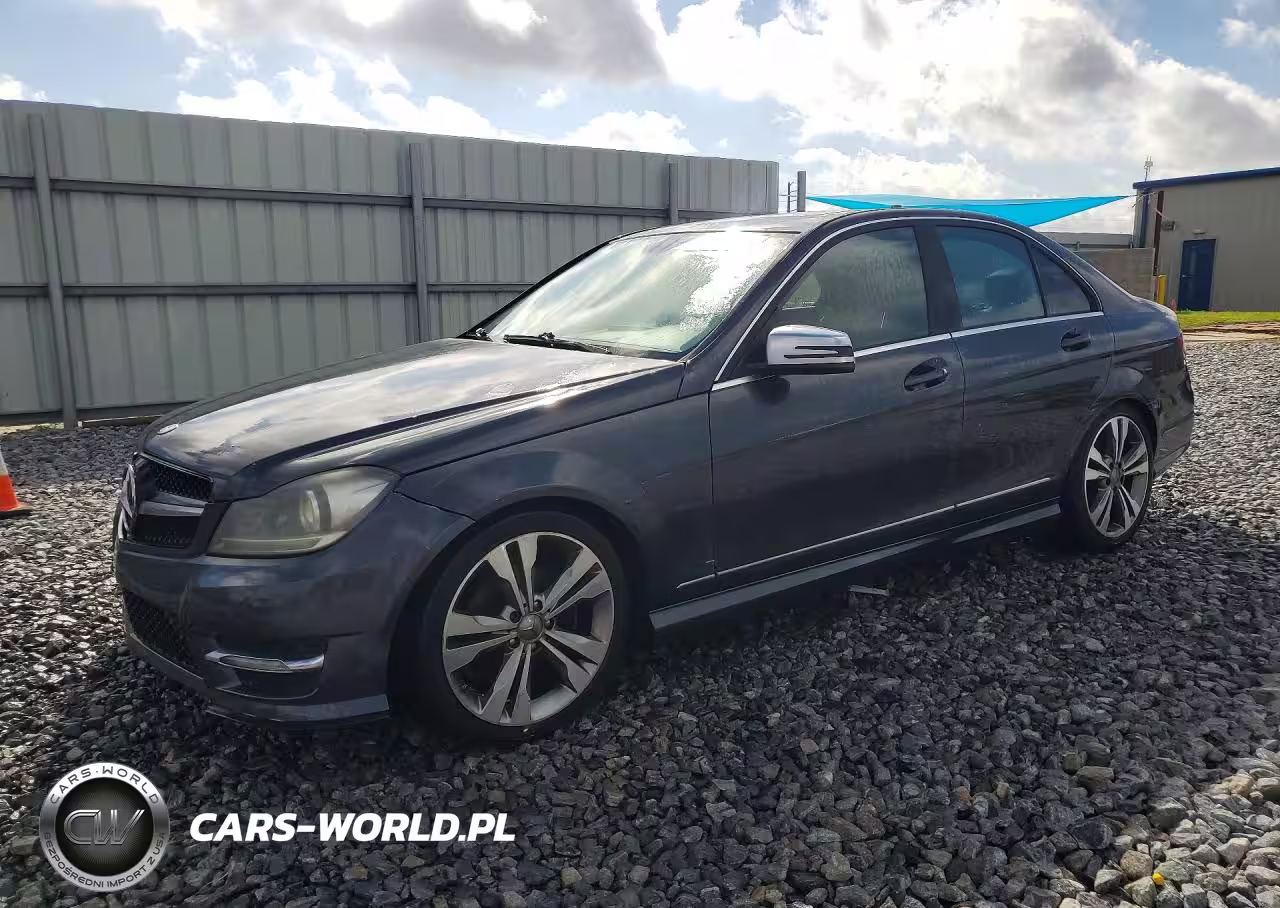 2013 Mercedes-Benz C 250
